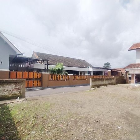 Reddoorz Syariah Near Stasiun Purwokerto Ξενοδοχείο Εξωτερικό φωτογραφία