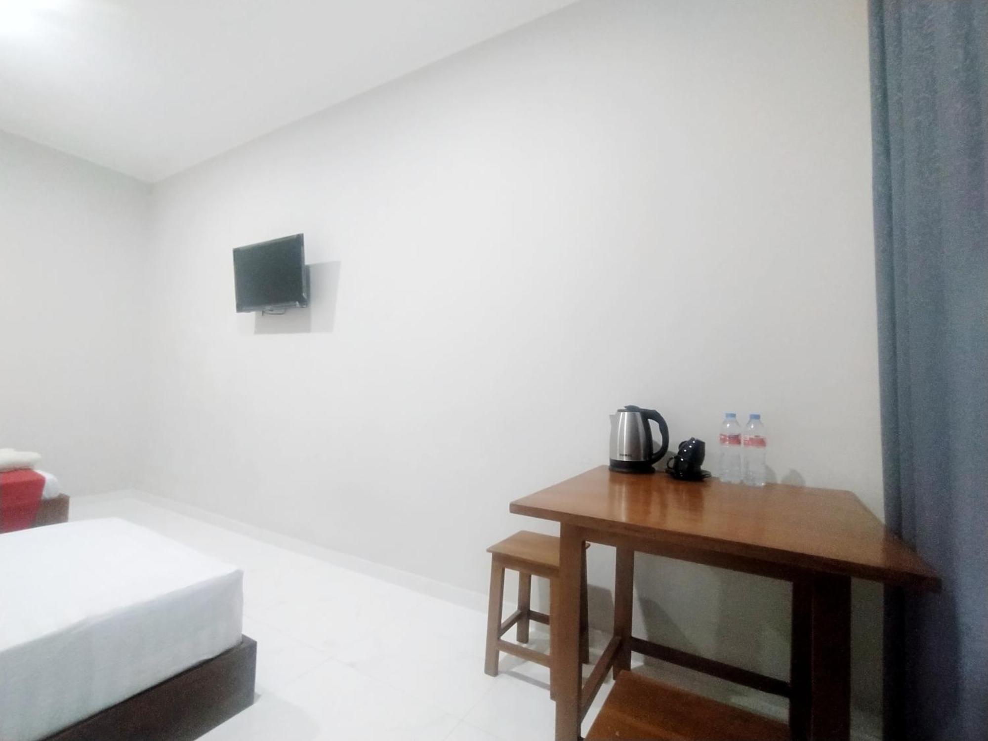 Reddoorz Syariah Near Stasiun Purwokerto Ξενοδοχείο Εξωτερικό φωτογραφία