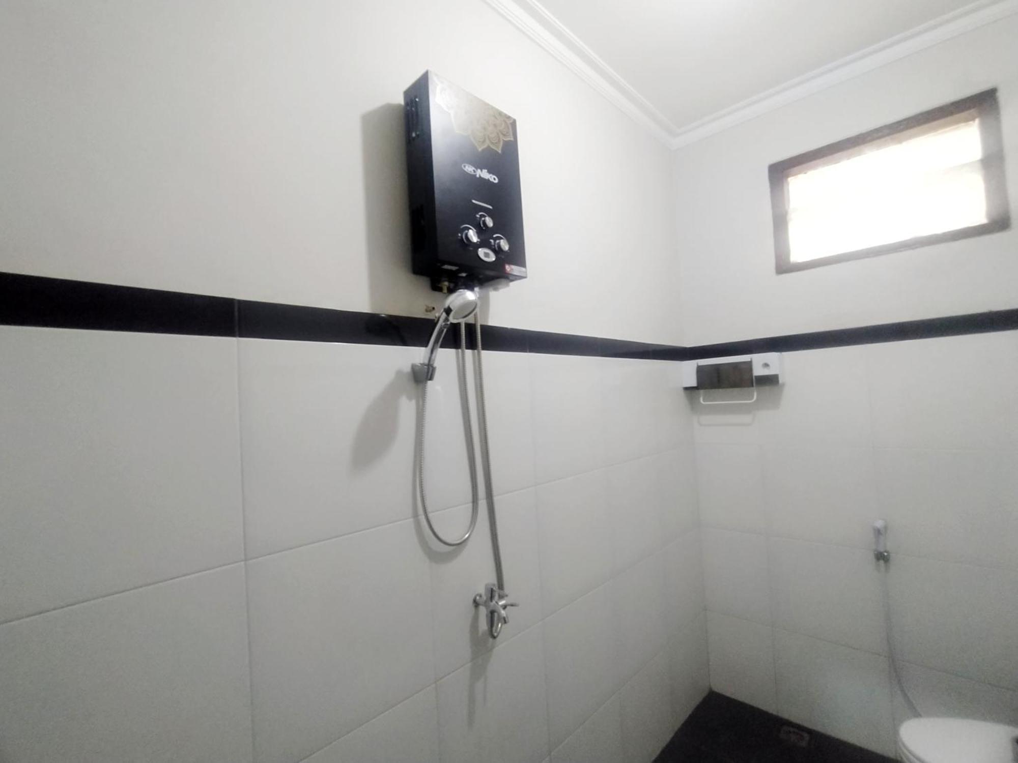 Reddoorz Syariah Near Stasiun Purwokerto Ξενοδοχείο Εξωτερικό φωτογραφία