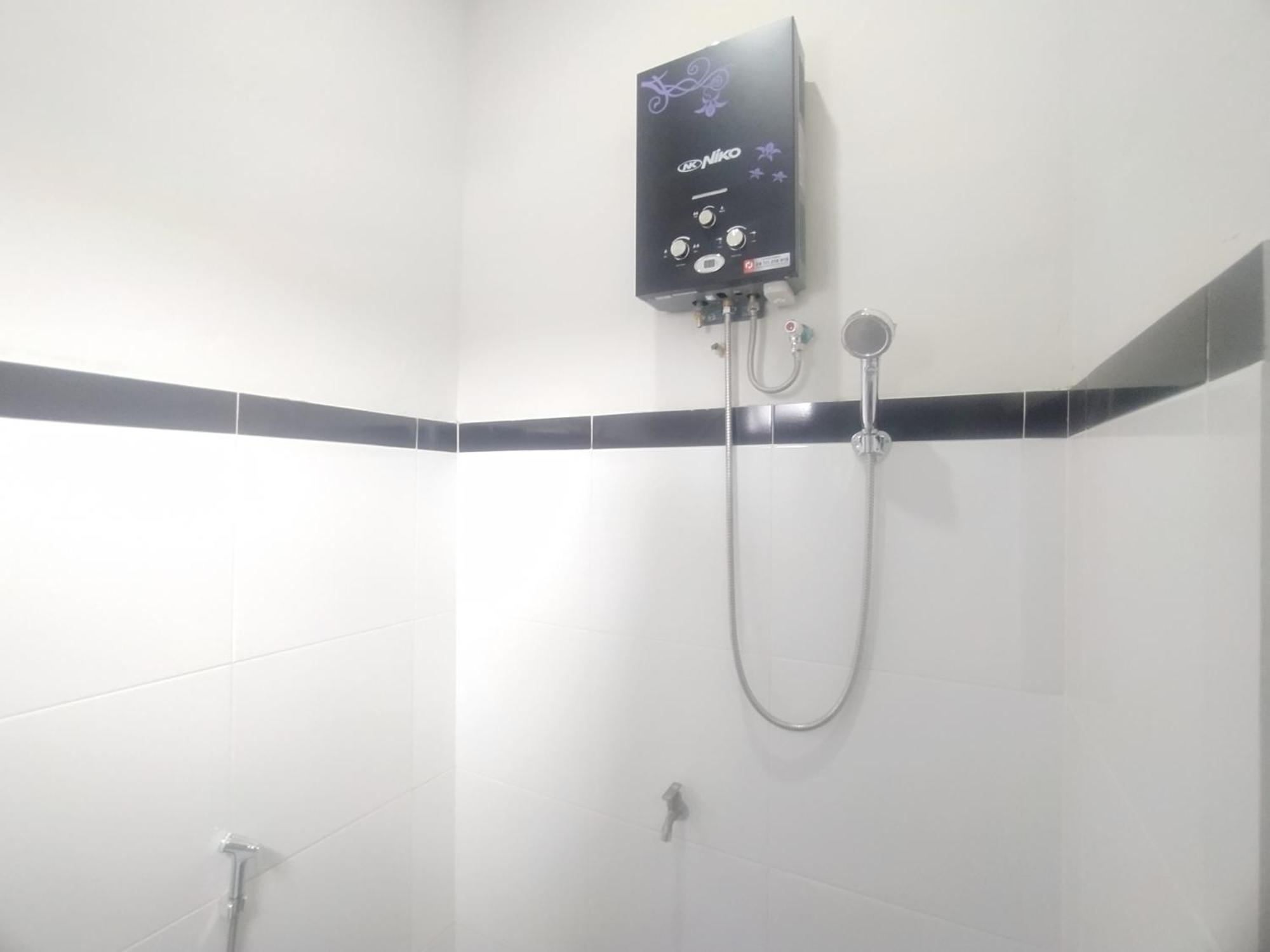 Reddoorz Syariah Near Stasiun Purwokerto Ξενοδοχείο Εξωτερικό φωτογραφία
