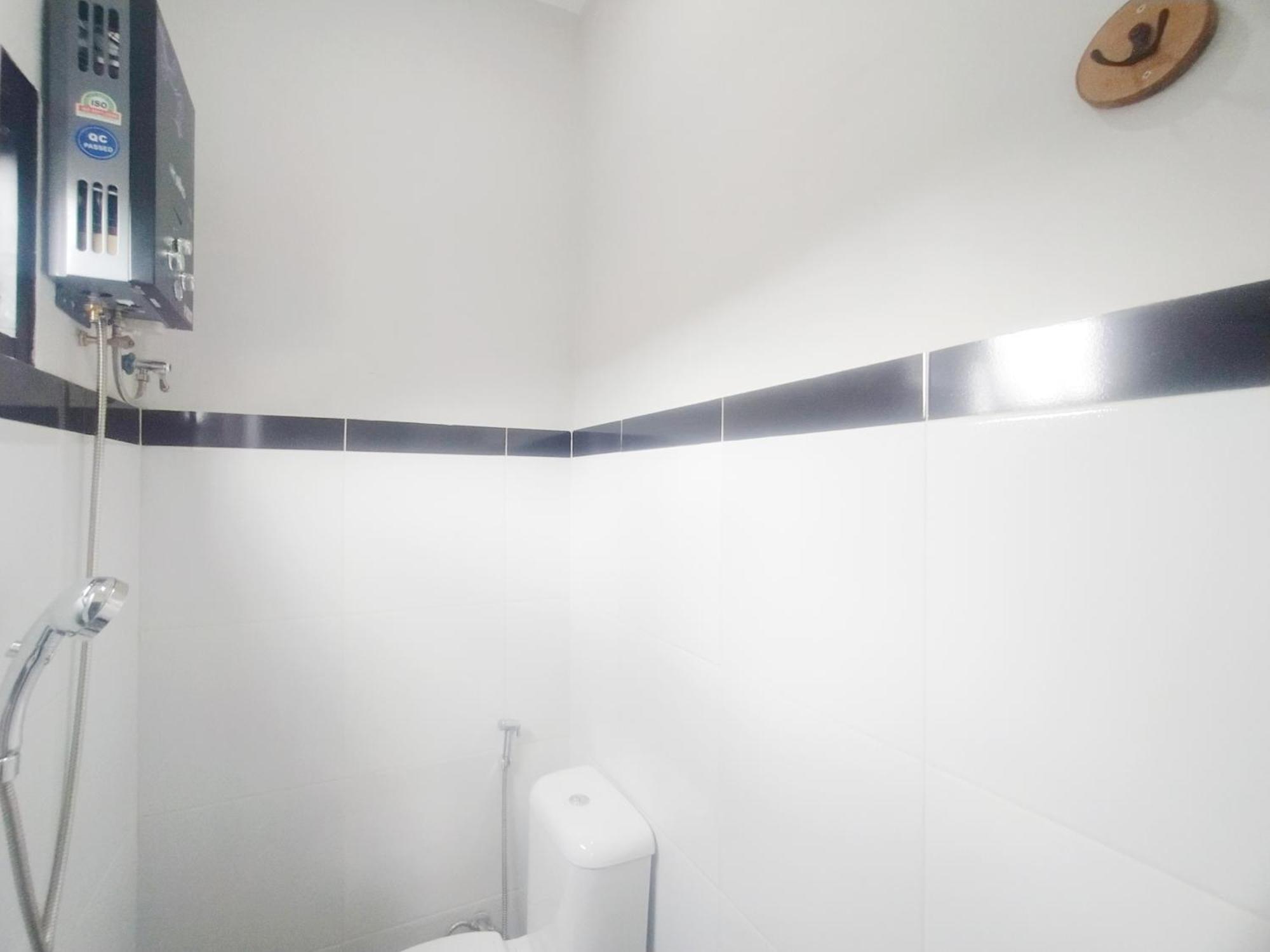 Reddoorz Syariah Near Stasiun Purwokerto Ξενοδοχείο Εξωτερικό φωτογραφία
